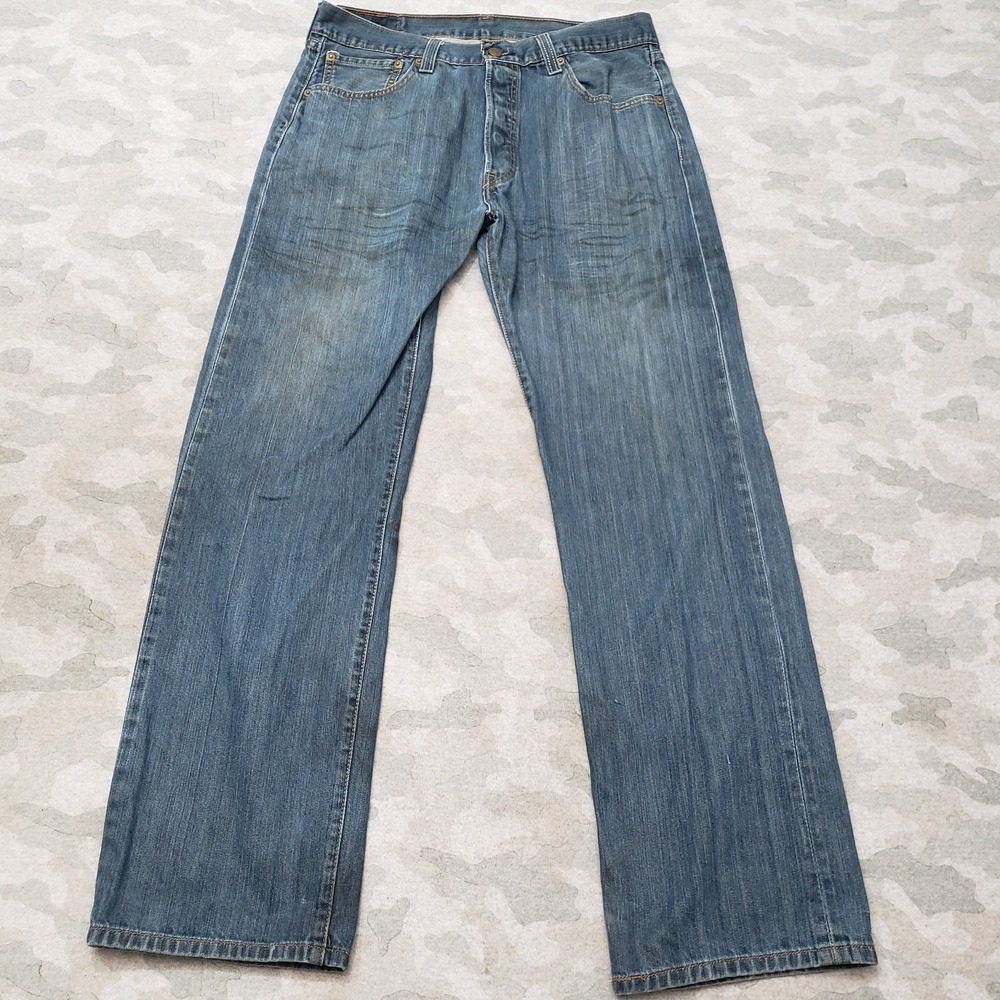 Levi's 501 Jeans Mens 34x32 Blue Straight Leg Button Fly Denim Medium Wash